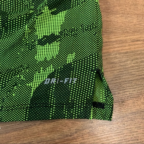 Nike Men's Dri-Fit Fractual Racing Running Shirt Volt Green Men’s Medium - Picture 4 of 7